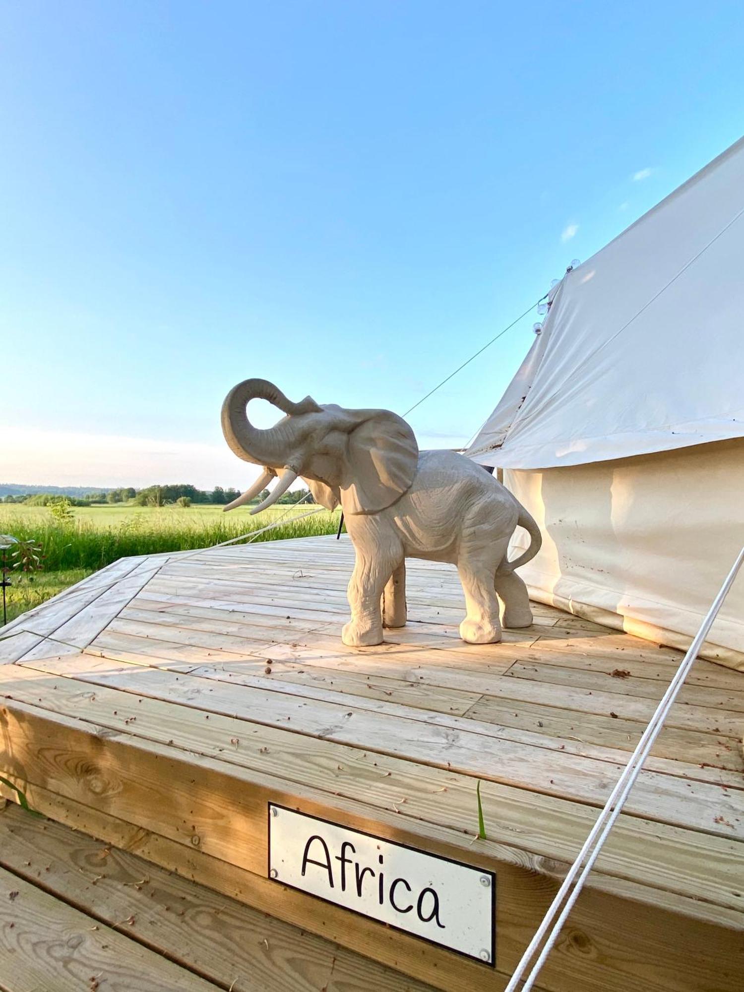 Soerby Glamping Hotel Klockrike Exterior photo
