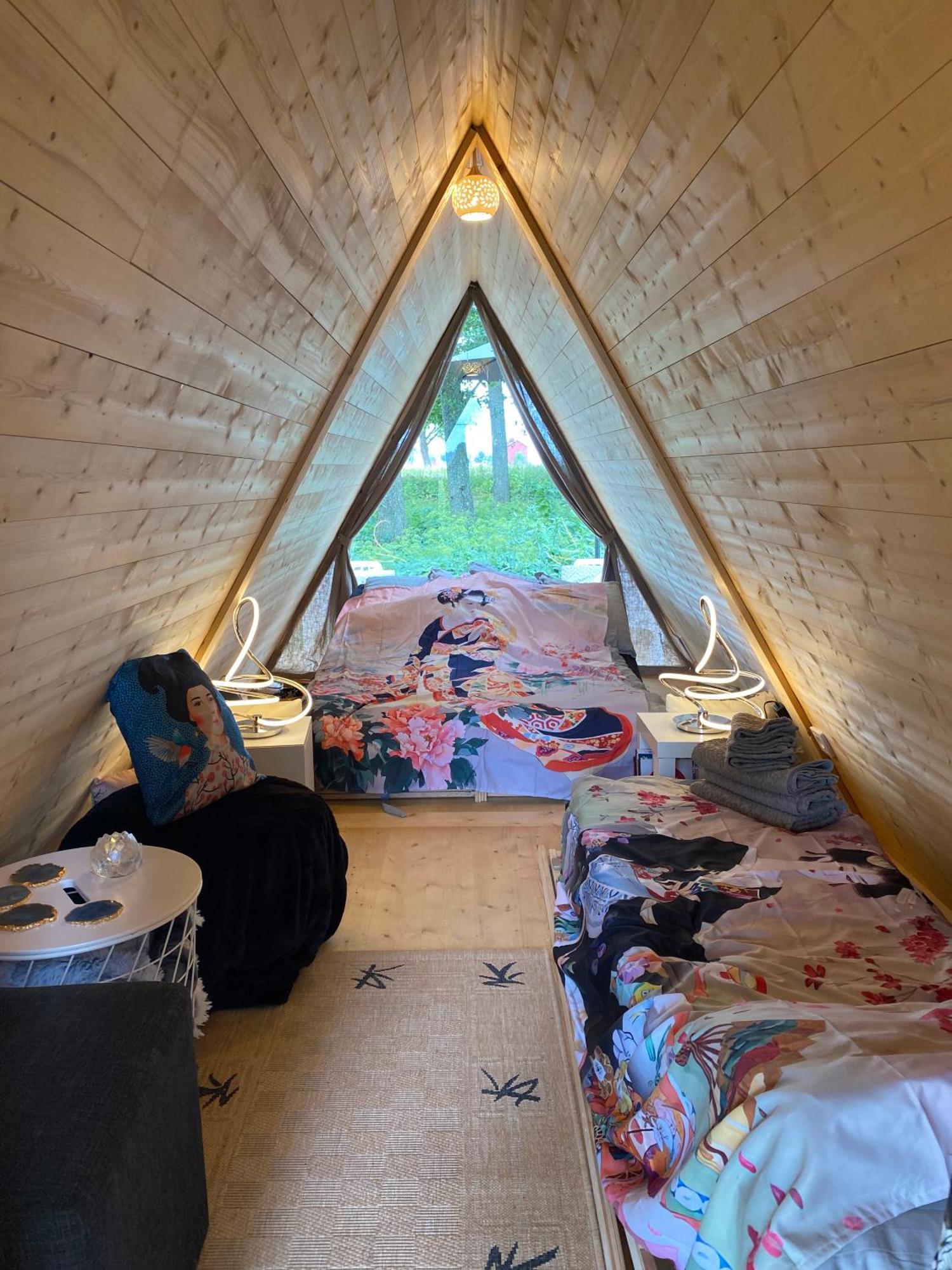 Soerby Glamping Hotel Klockrike Exterior photo