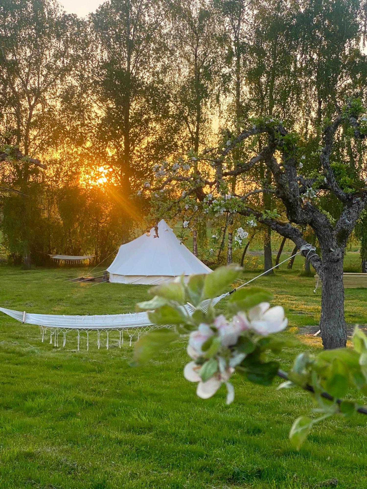 Soerby Glamping Hotel Klockrike Exterior photo