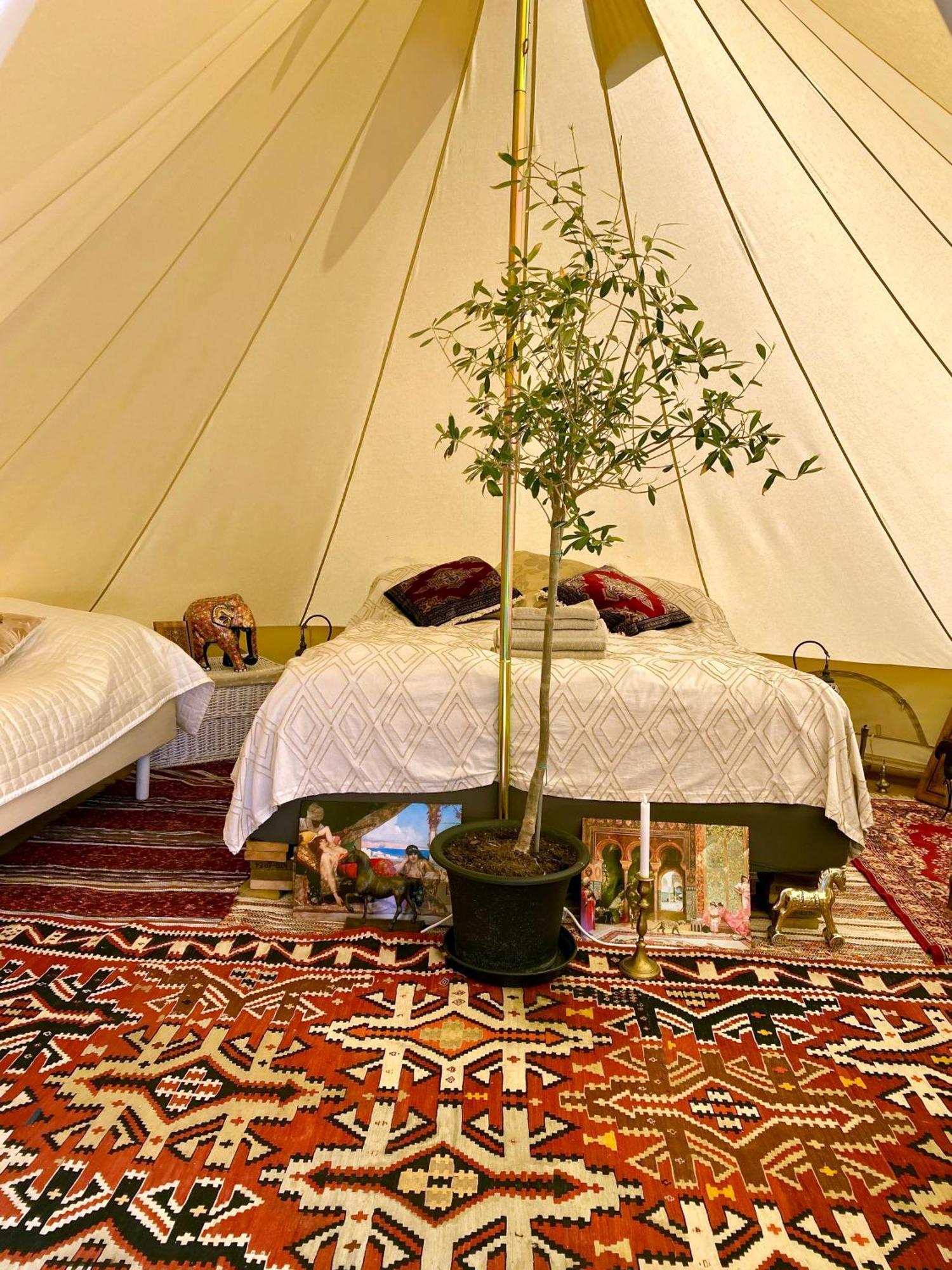 Soerby Glamping Hotel Klockrike Exterior photo
